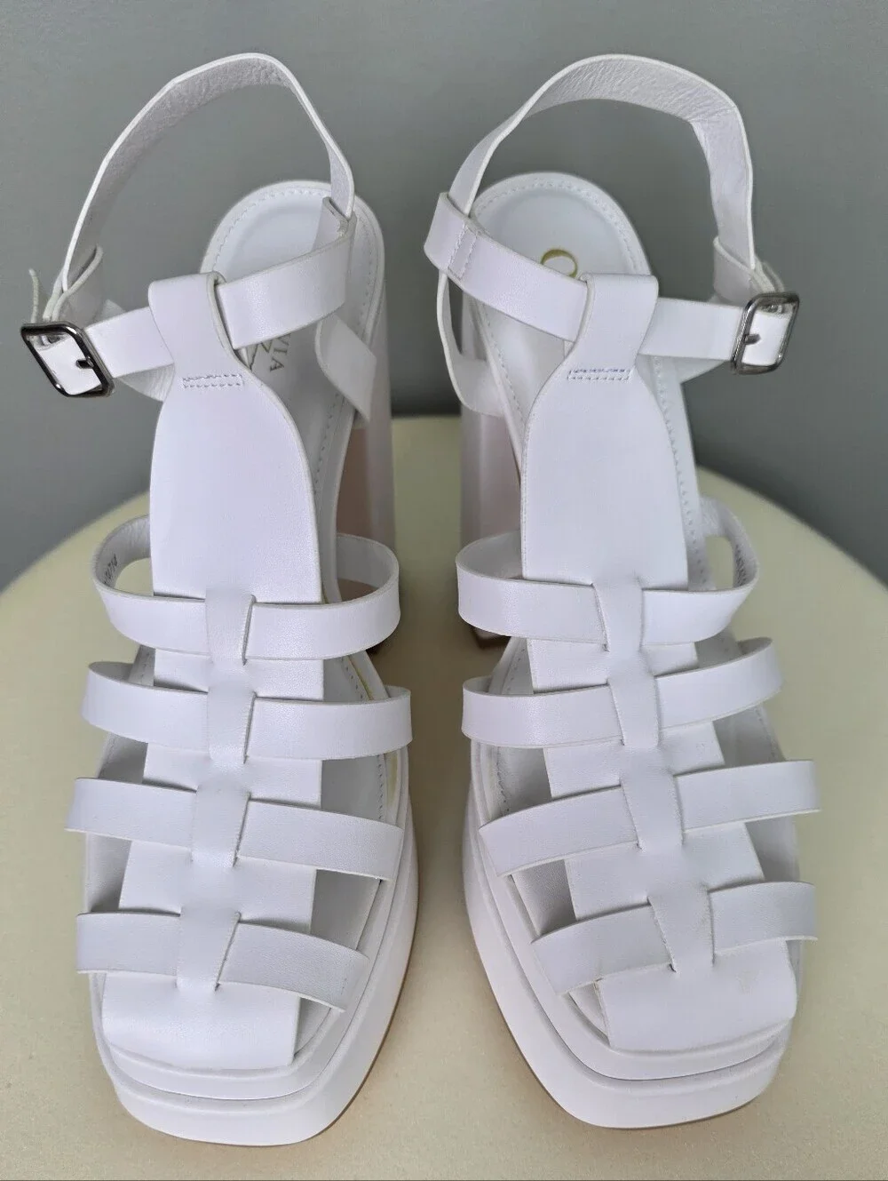 Olivia Jaymes White Cage Strappy Chunky Block Heel Platform Fisherman Sandal 7.5